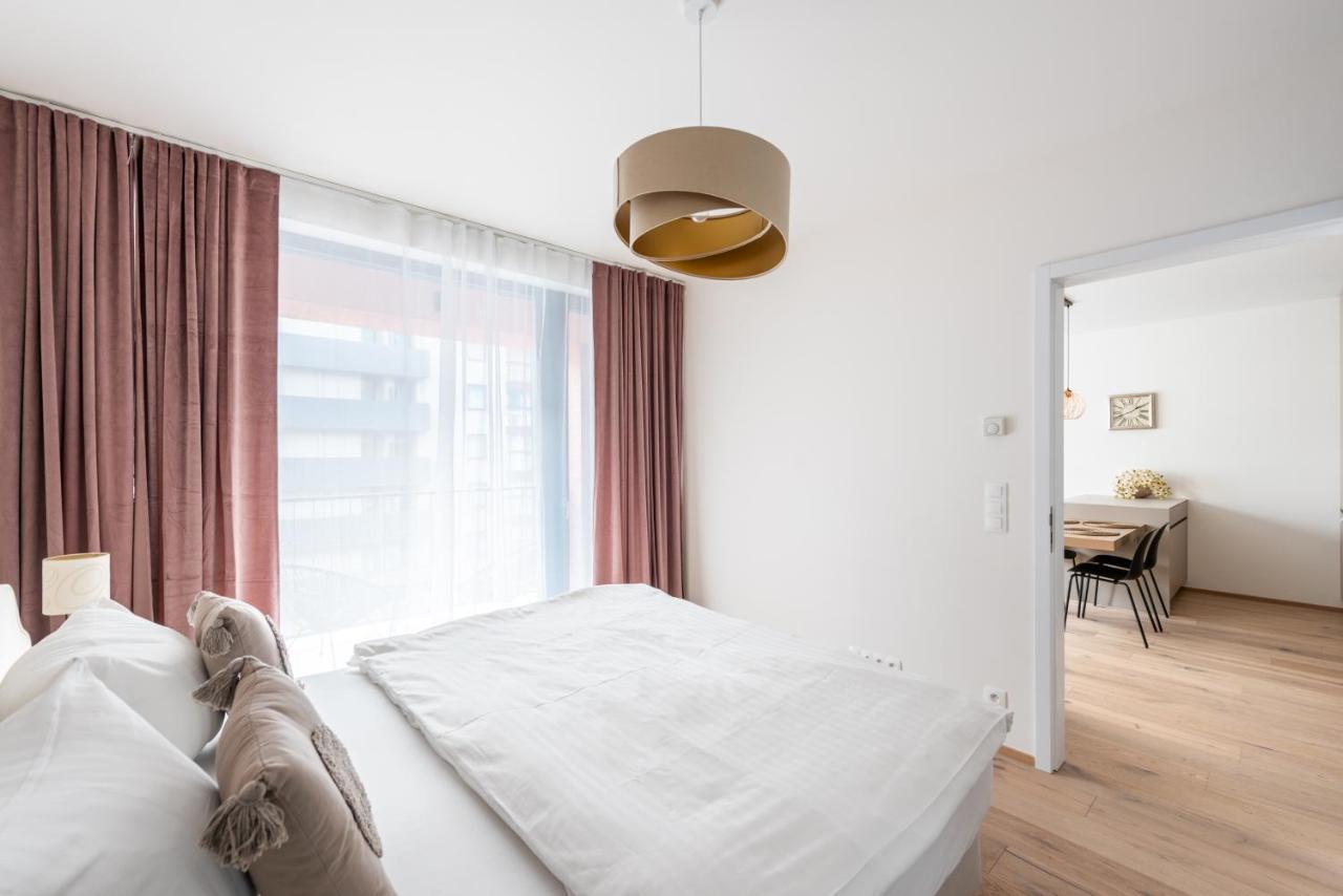 Jay Apartments Praga Esterno foto